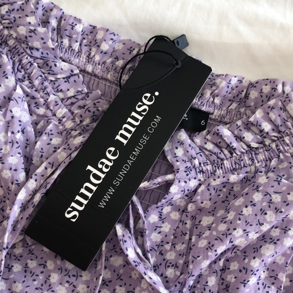 Purple floral off-shoulder mini dress. Size 6. - Picture 6 of 14